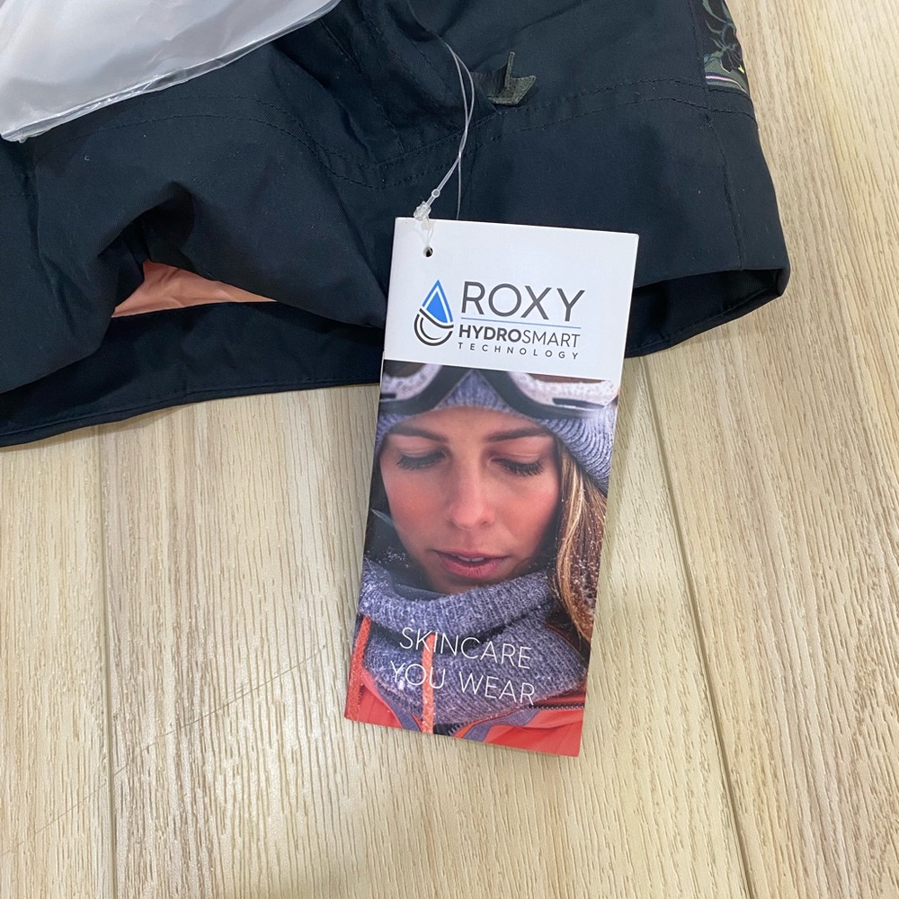 NWT Roxy Women Jet Ski Dry Flight Ski Snow Jacket Floral Size M Waterproof - Picture 3 of 16